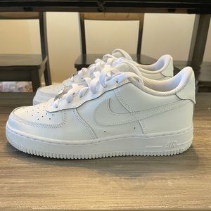 Air Force 1 White/white 6.5Y